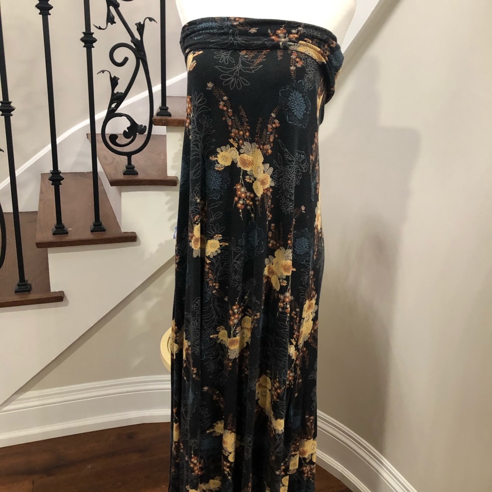 Dress strapless - Picture 2 of 5